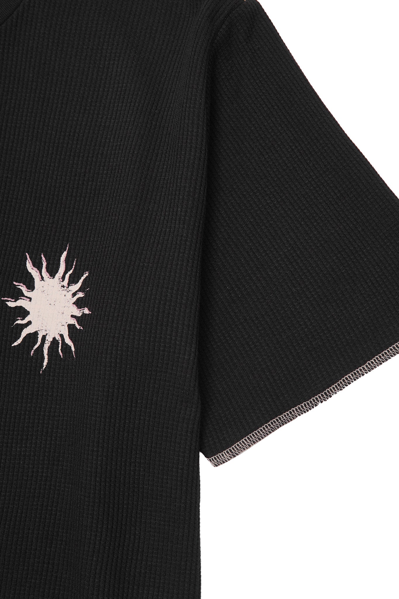 "RADIANCE" WAFFLE TEE IN ANTHRACITE