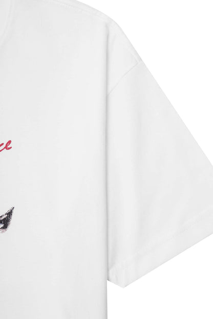 "EYES NEVER LIE" TEE IN WHITE