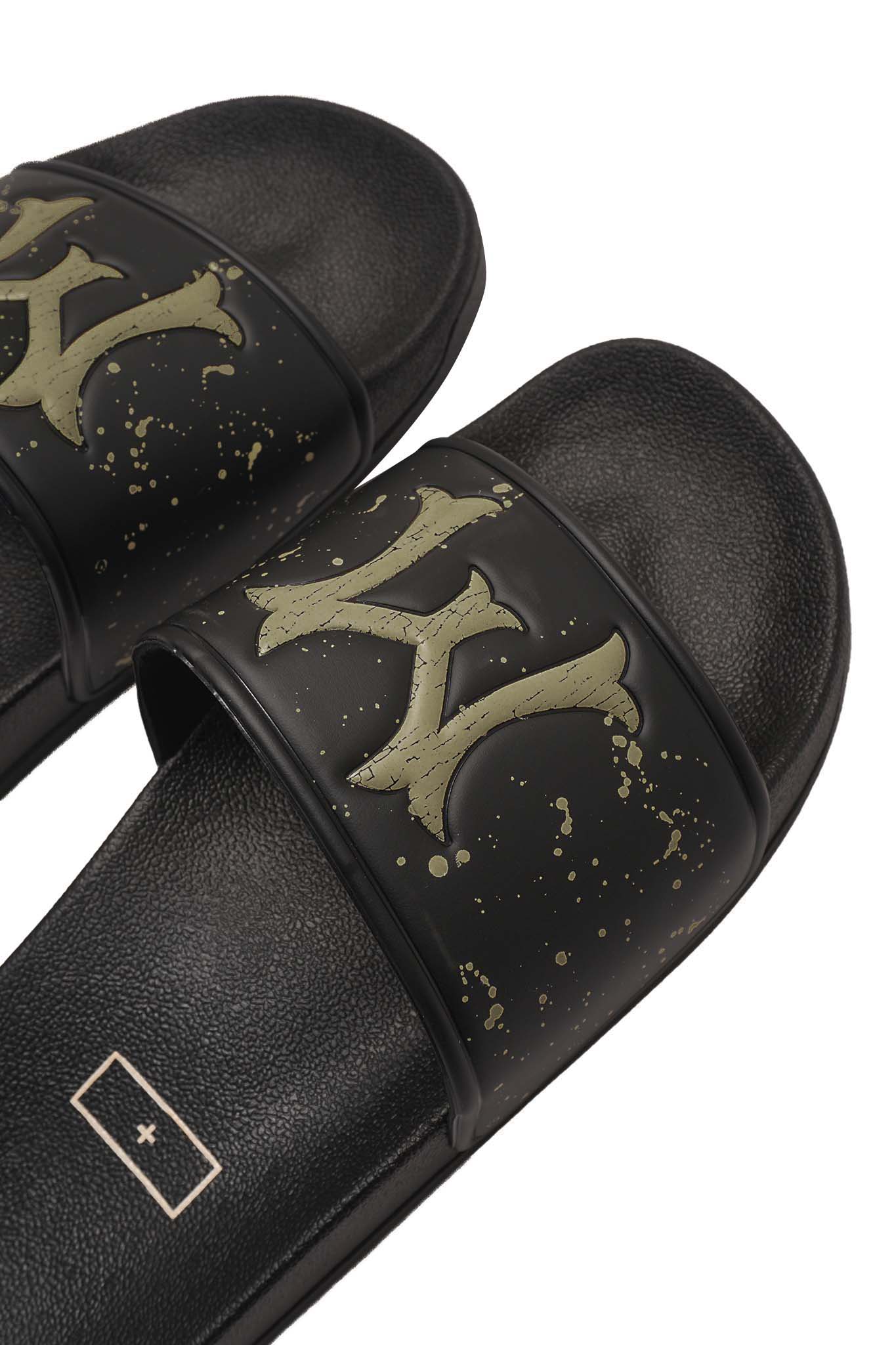 "HITTER" SLIDES IN OLIVE