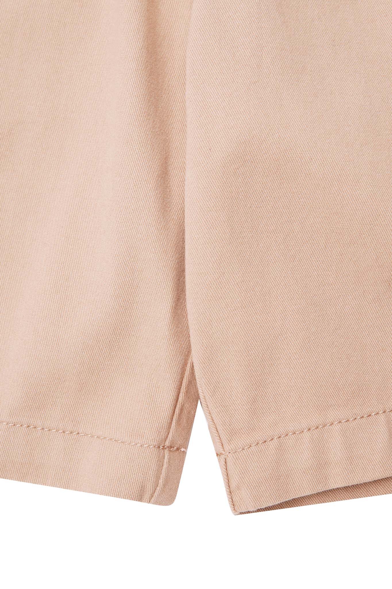 ROAM SHORTS IN SAND