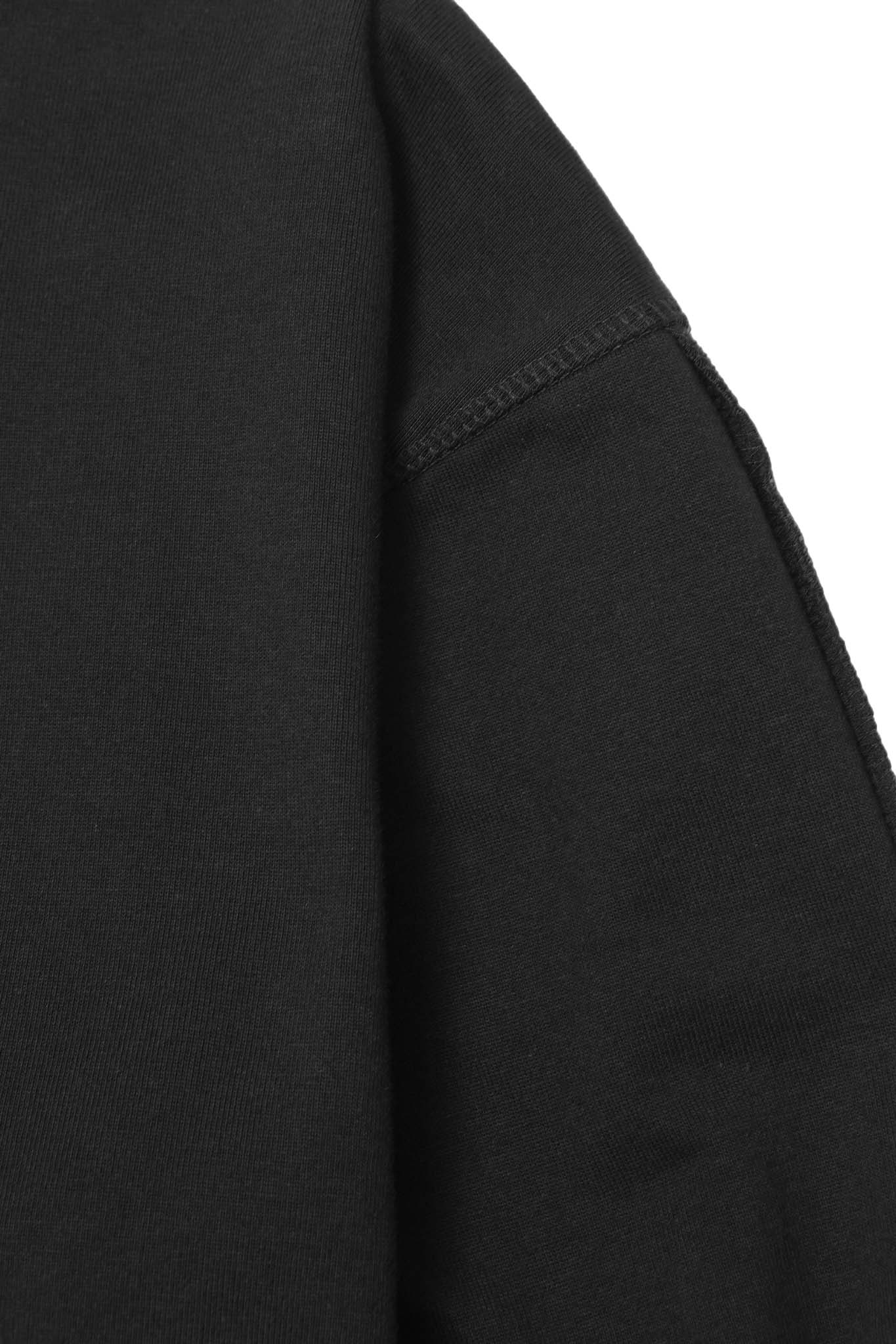 FORGED LONGSLEEVE TEE IN CAVIAR