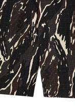 HIKE SHORTS IN TIGER CAMO
