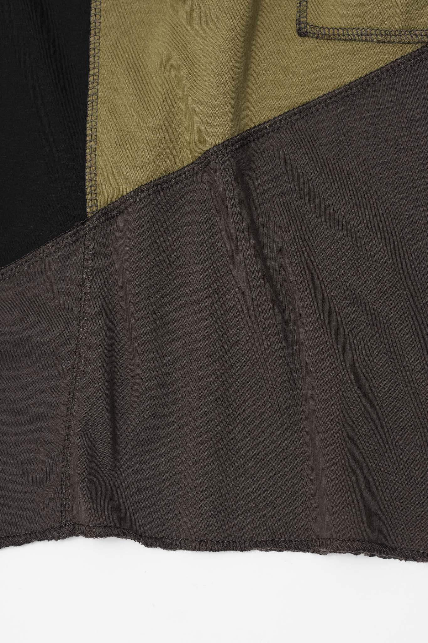 "PATCHWORK" POCKET TEE IN TERRAIN