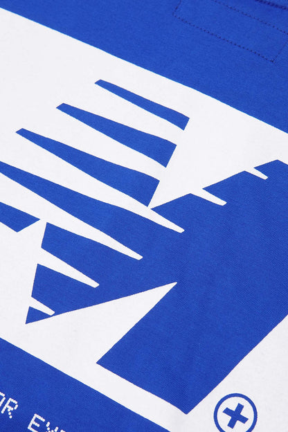 "OUTDOOR EXPLORATION" TEE IN ELECTRIC BLUE