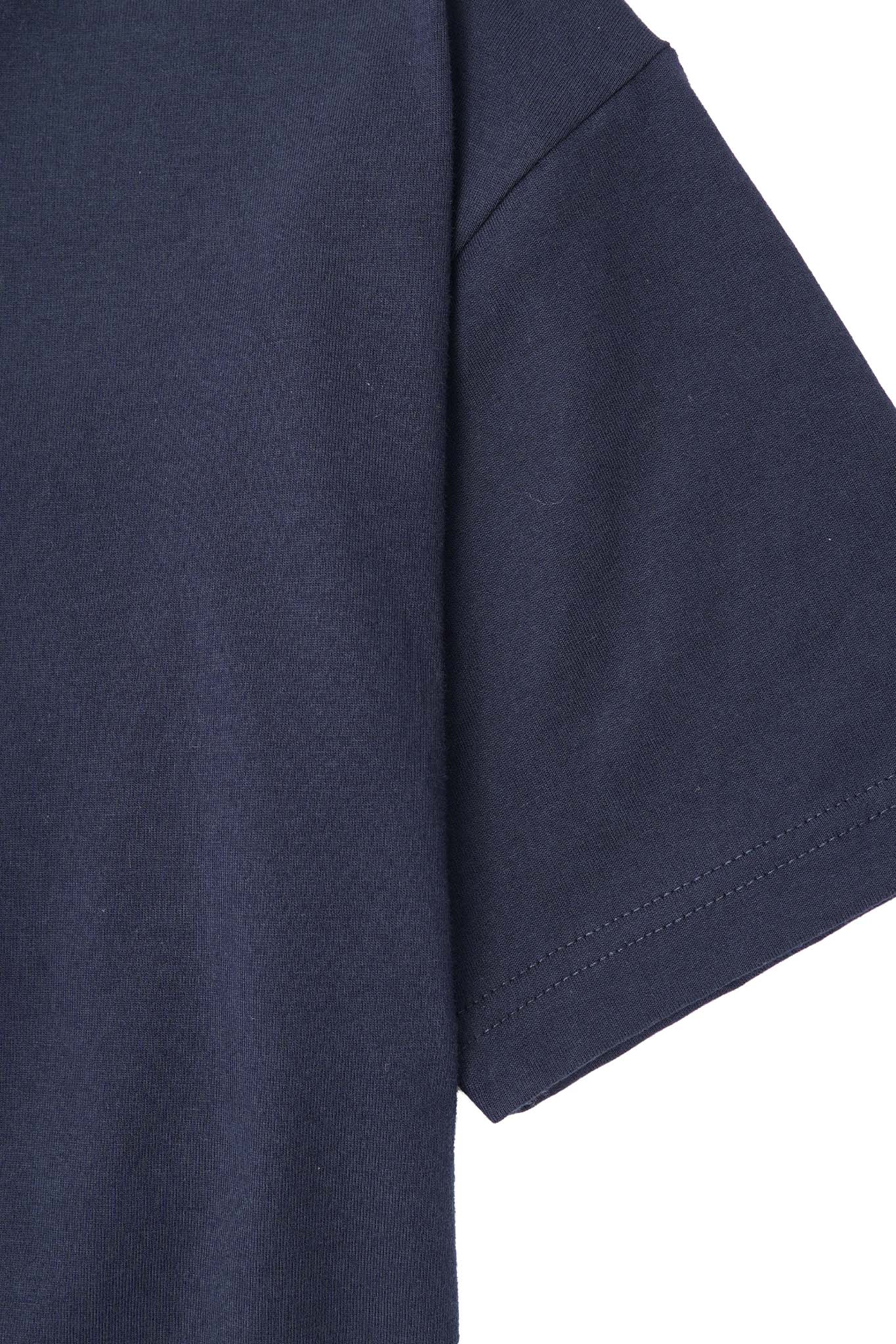 "KISS...DON'T TELL" TEE IN NAVY