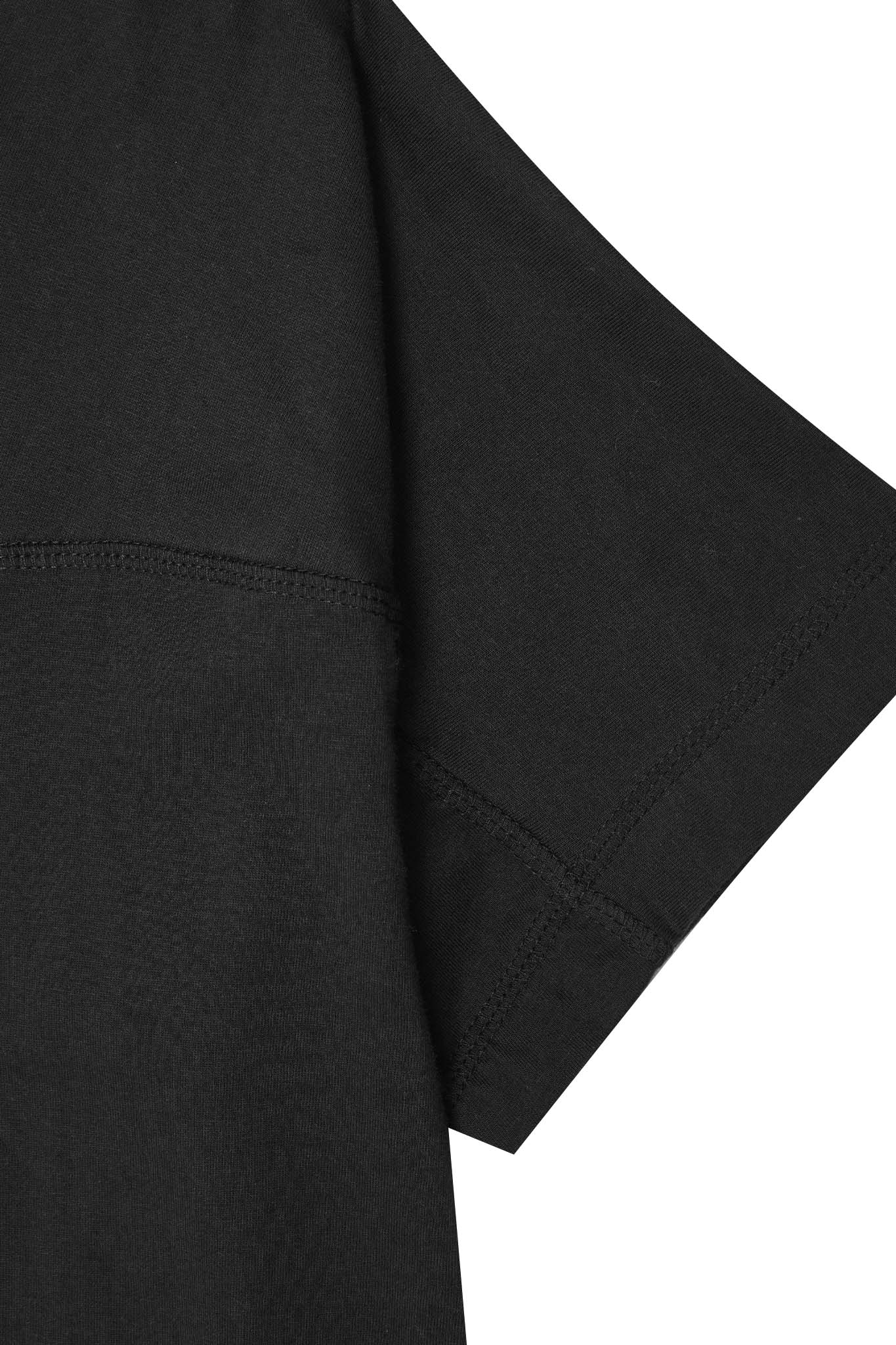 STRIDE TEE IN CAVIAR