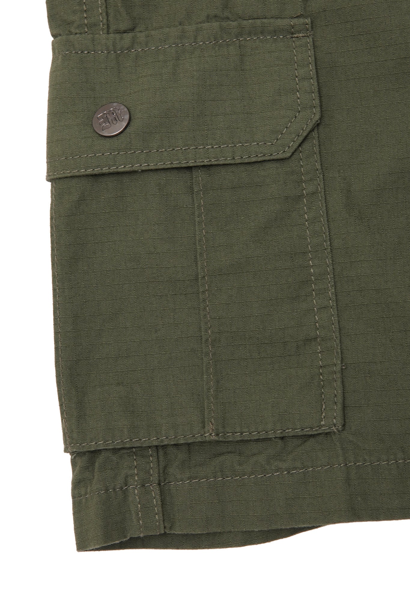 LOADOUT SHORTS IN OLIVE