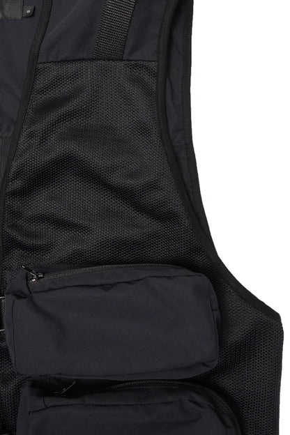 UTILITY VEST IN MIDNIGHT NAVY