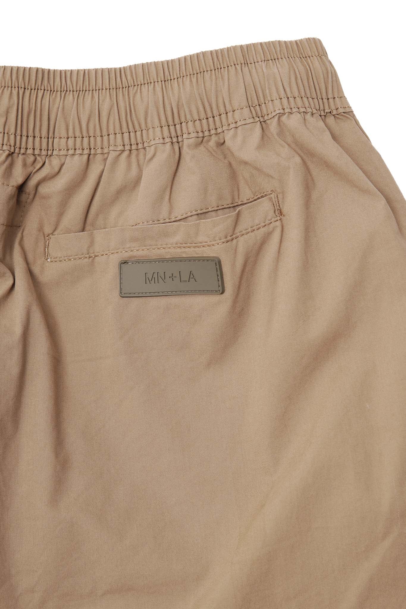 MEADOW SHORTS IN DUNE