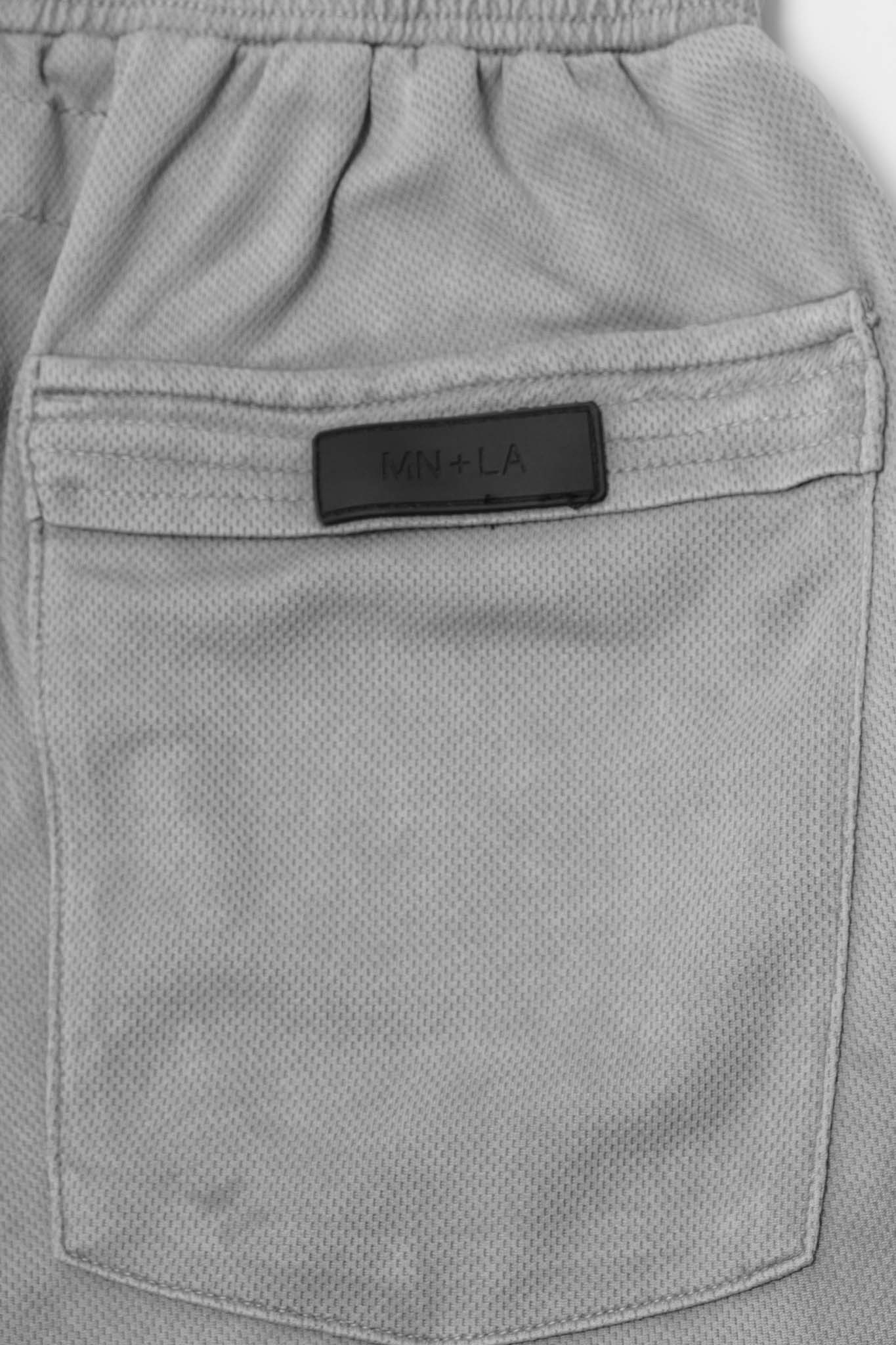 OVERPOCKET MESH SHORT IN STEEL