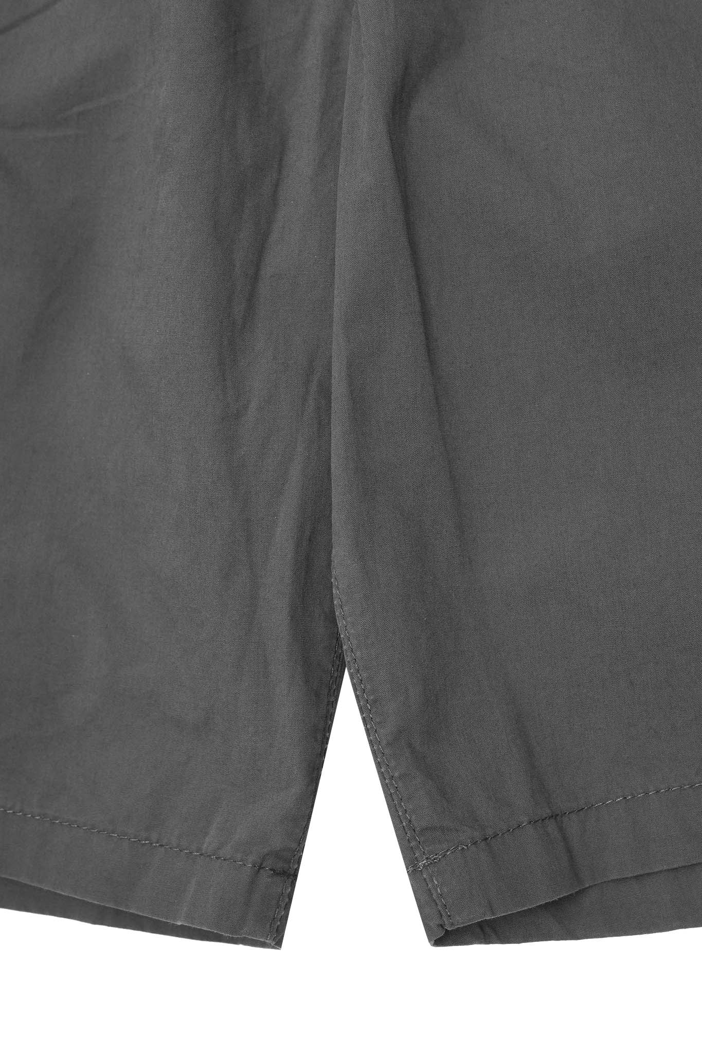 MEADOW SHORTS IN STONE GREY