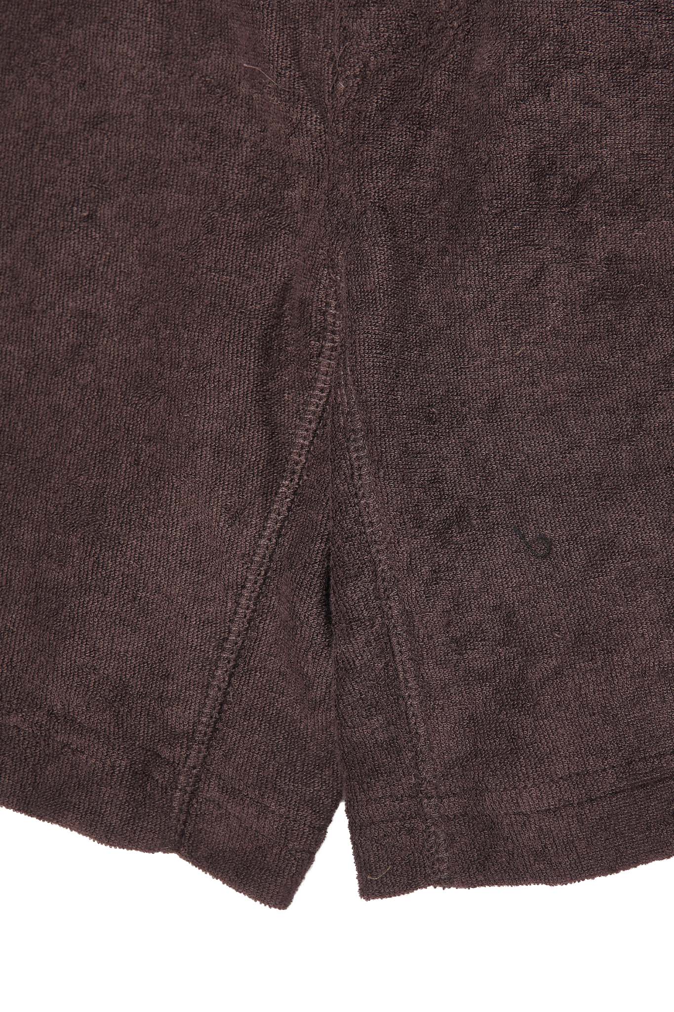 TOWEL STRIDE SHORTS IN CHARCOAL GREY