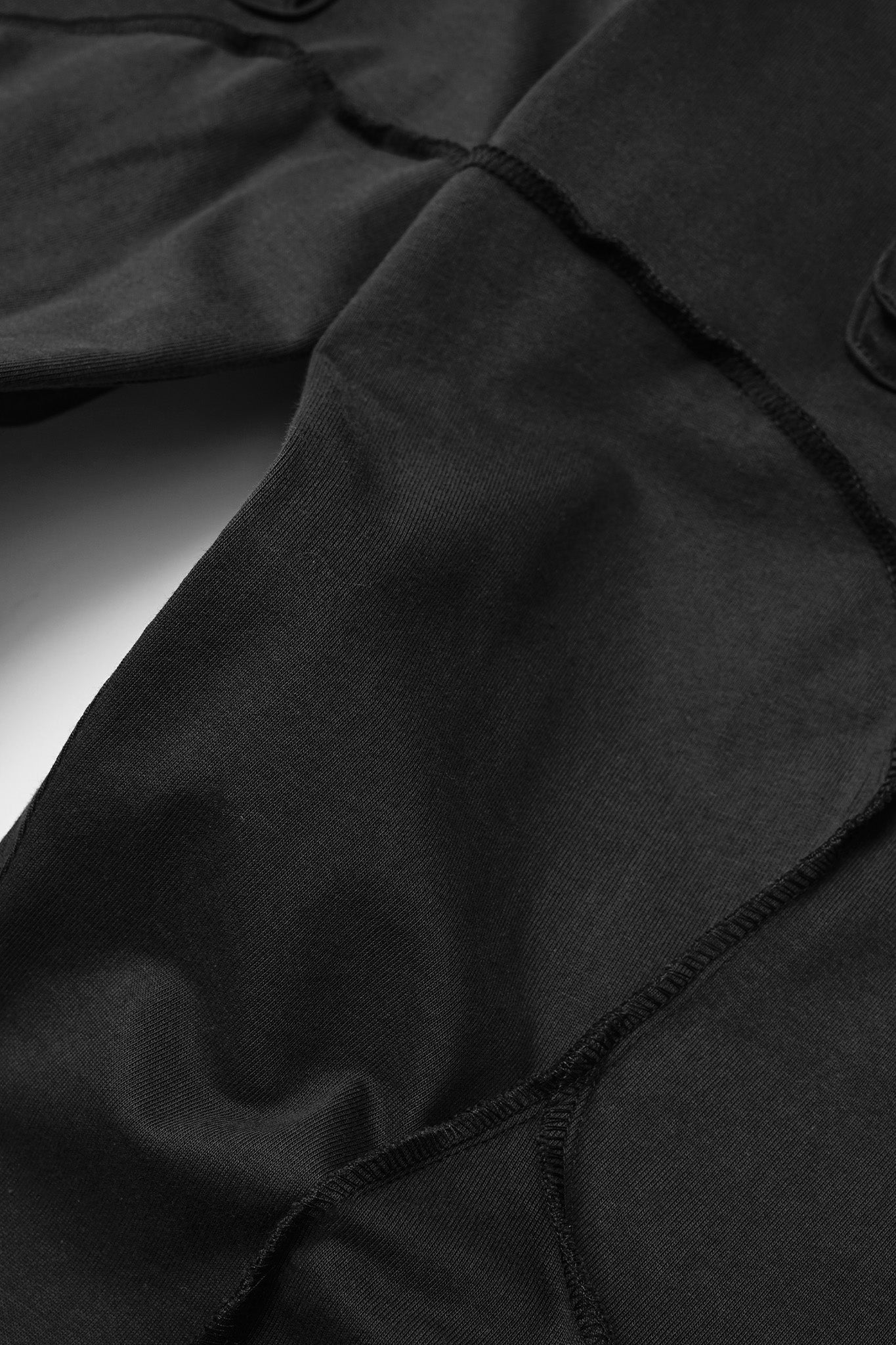 VEINS PANTS IN CHARCOAL GREY