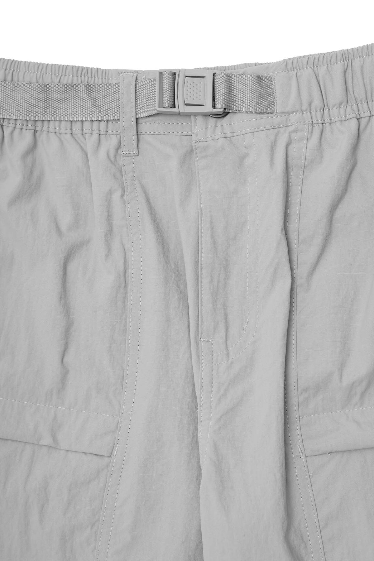 "OUTDOOR EXPLORATION" CRUISE SHORTS IN TAUPE