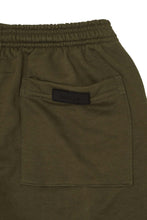 FRENCH TERRY RAW FINISH SWEATSHORTS IN OLIVE