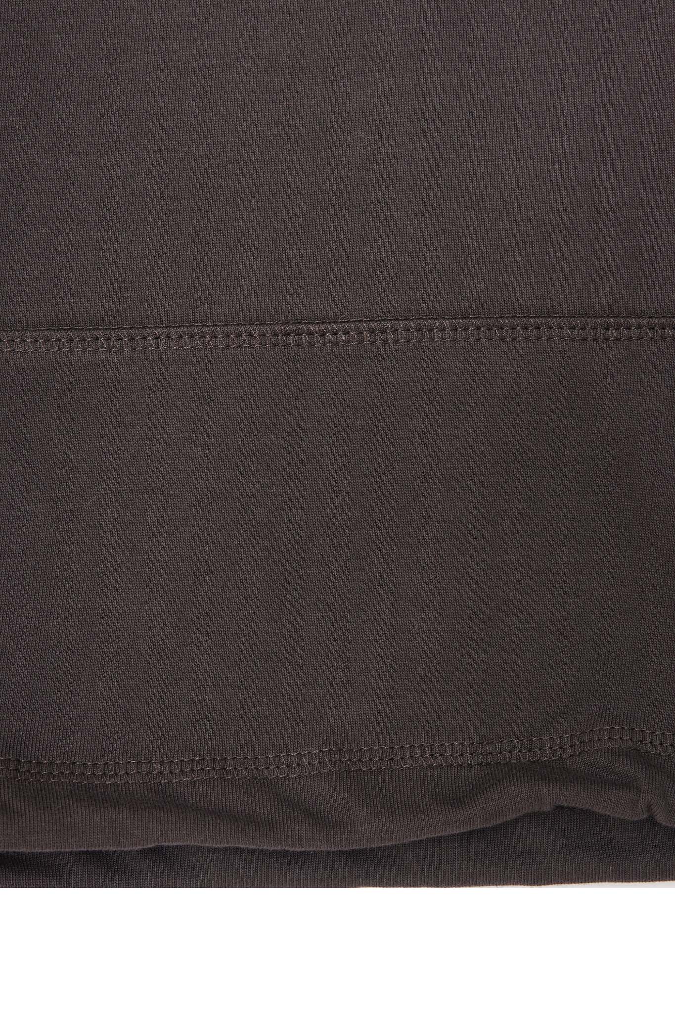 UTILITY LONGSLEEVE TEE IN CHARCOAL GREY