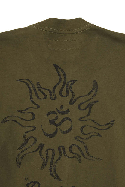 "POSITIVE FREQUENCIES" TEE IN OLIVE