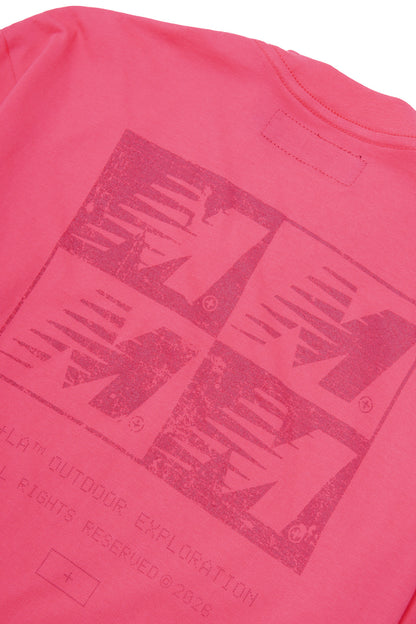 "OUTDOOR EXPLORATION" MULTI LOGO TEE IN STATIC PINK