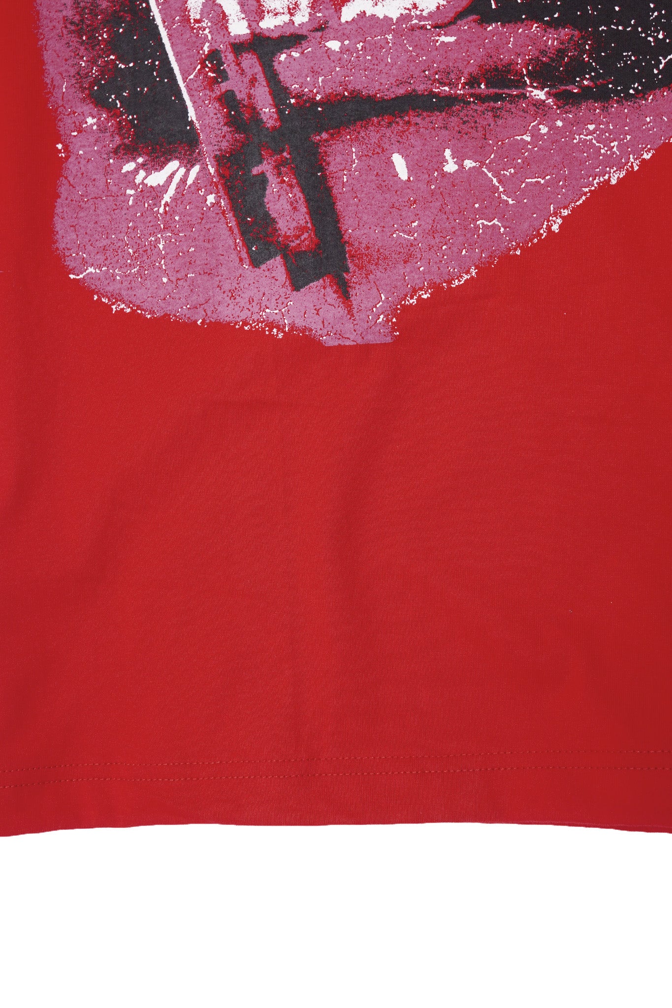 "LOVE HURTS" TEE IN RARRI RED