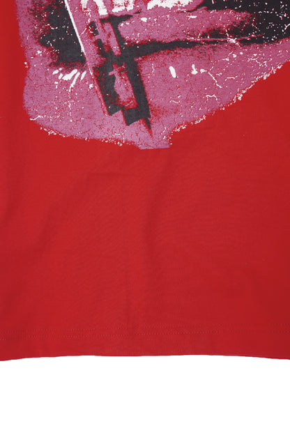 "LOVE HURTS" TEE IN RARRI RED