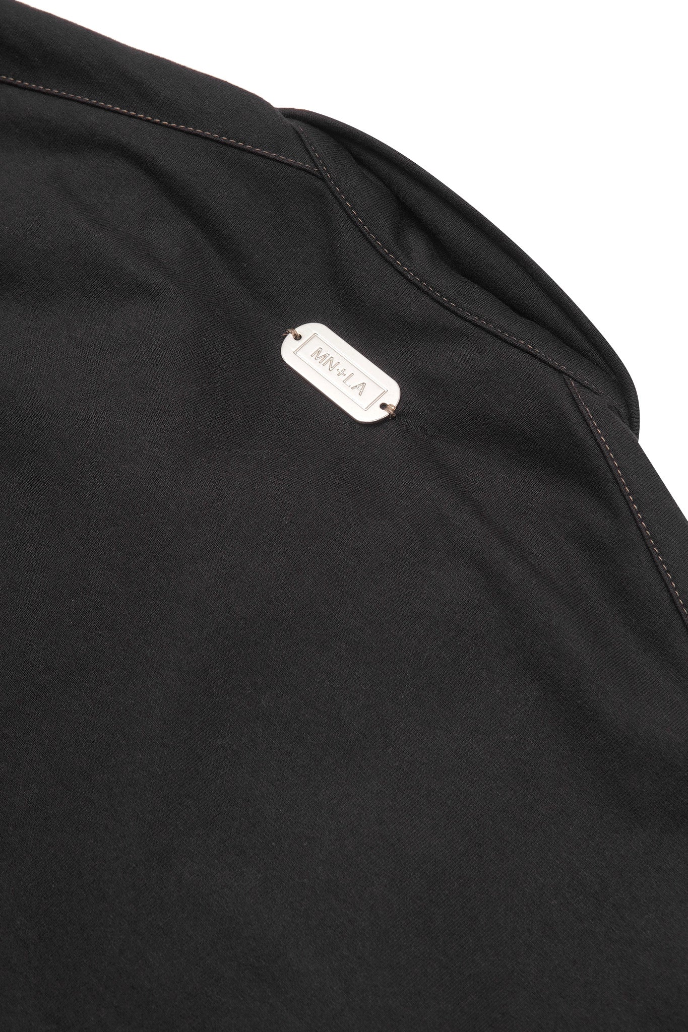 NYRA IN ANTHRACITE