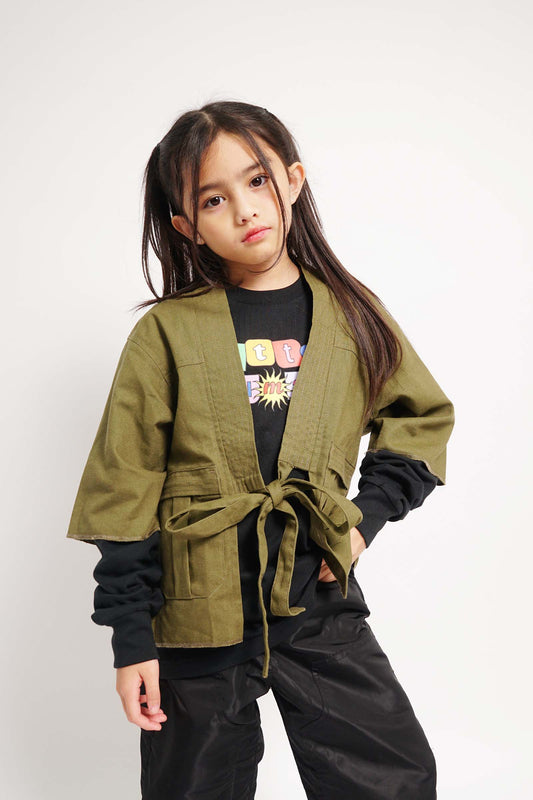LITTLE HUMAN™ S/S DRAPE IN OLIVE