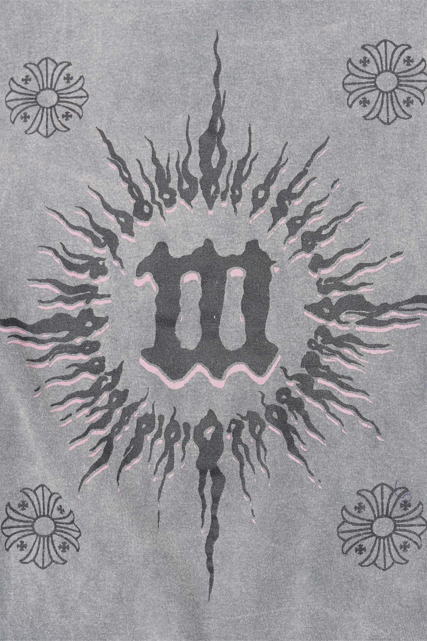 "MONARCH CROSS" TEE IN CEMENT