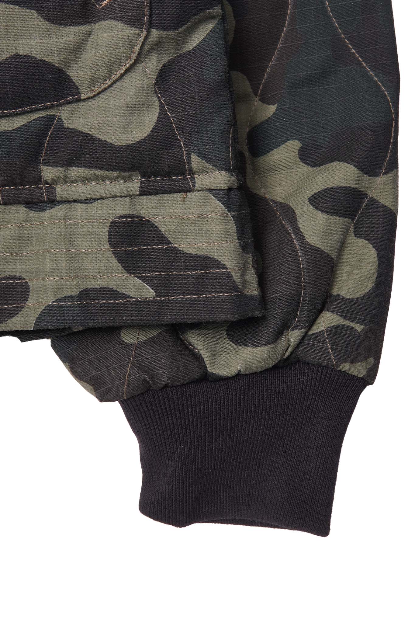 "FLOW" BOMBER JACKET IN WOODLAND CAMO
