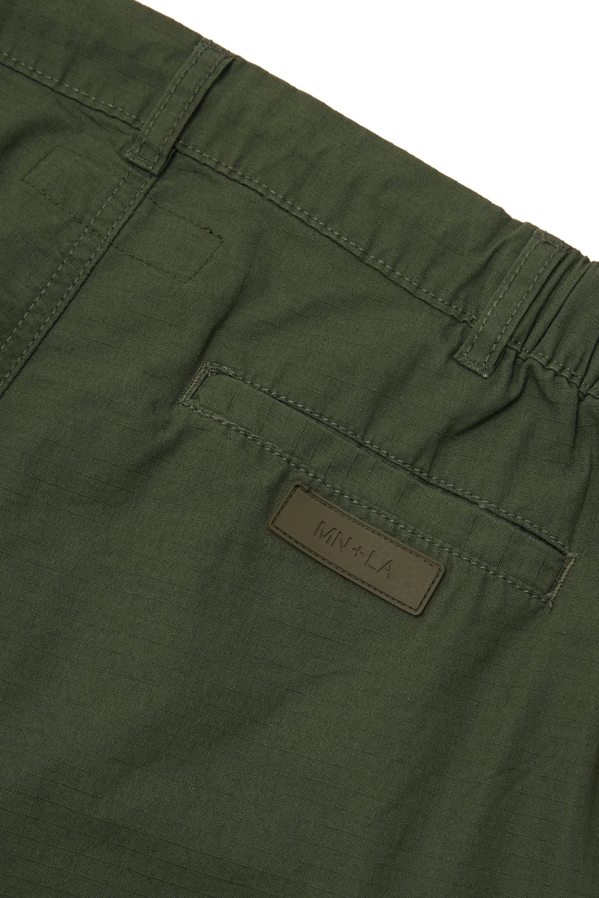 LOADOUT SHORTS IN OLIVE