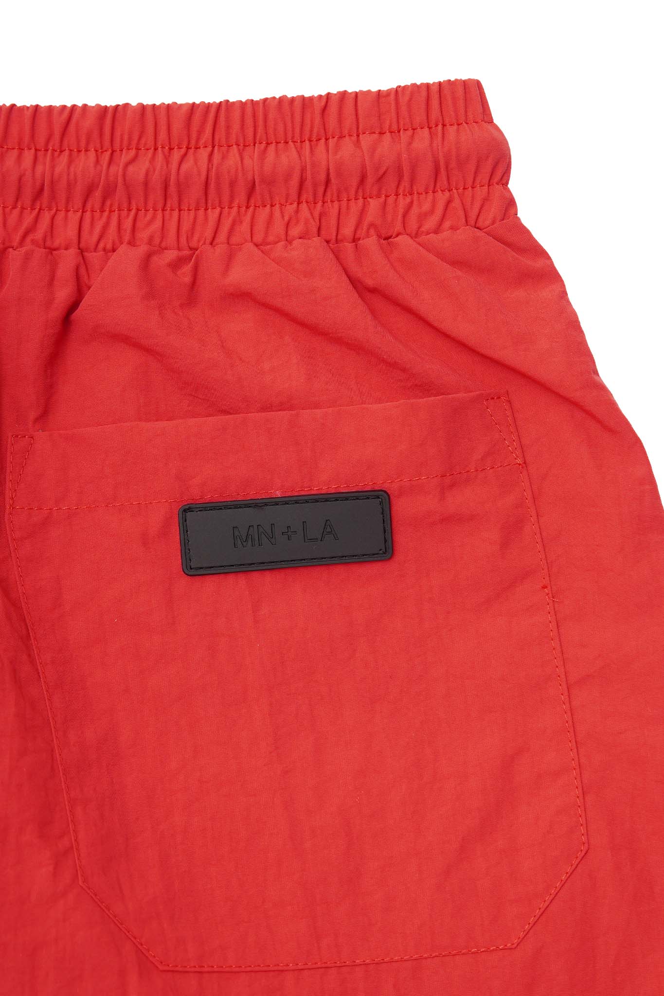 HOUSE SHORTS IN SCARLET