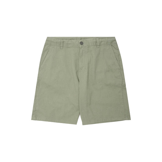 CARPENTER SHORTS IN DESERT