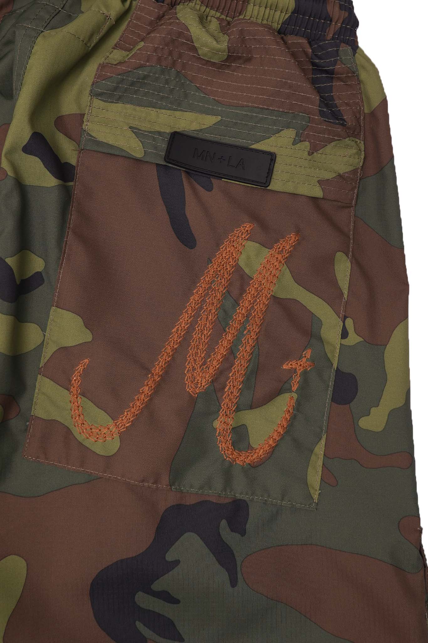 HIKE PANTS IN WOODLAND CAMO