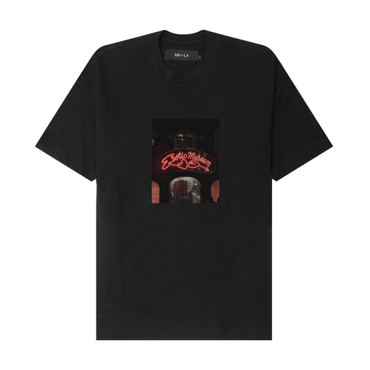 "EROTIC MUSEUM" TEE IN ANTHRACITE