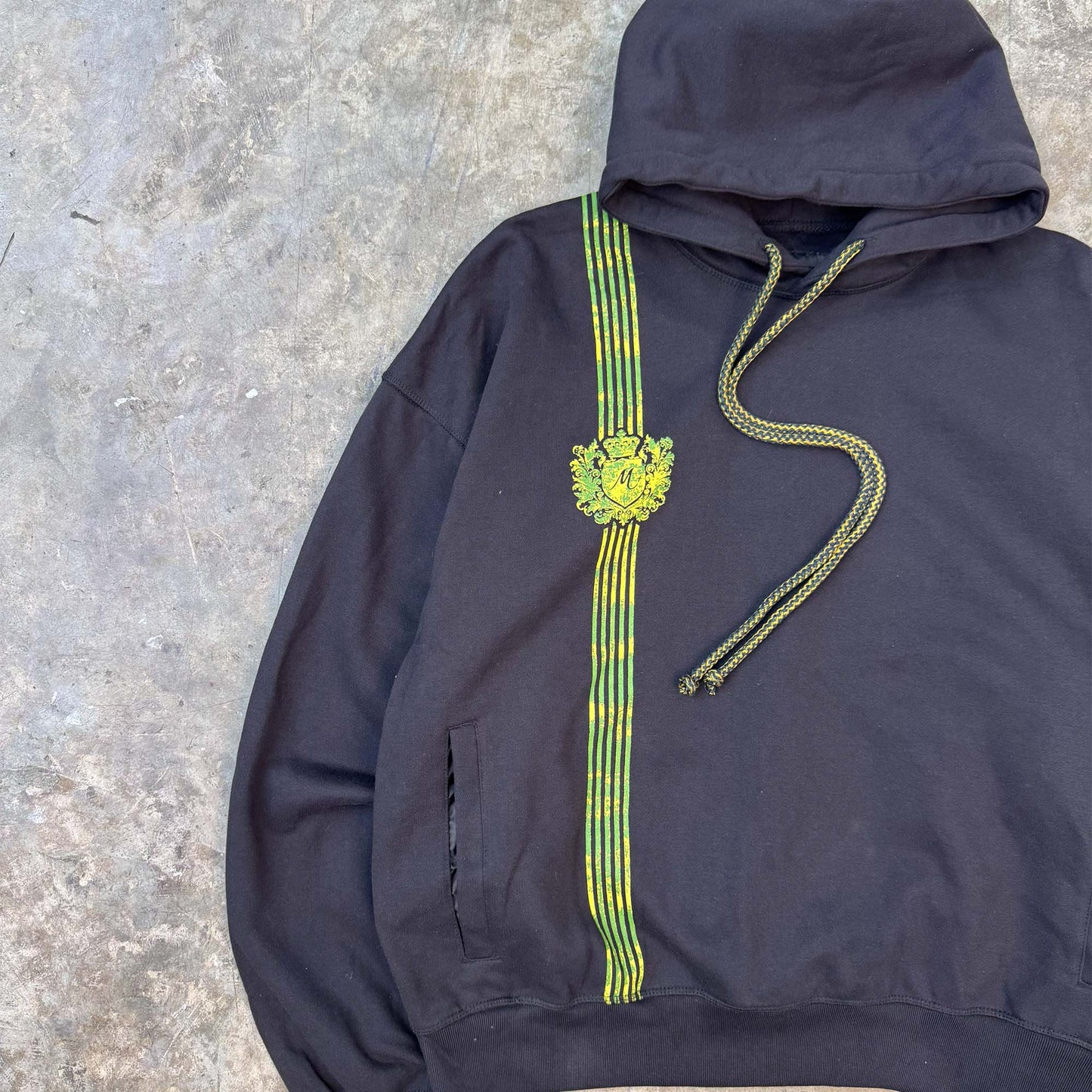 "COPACABANA" HOODIE IN ANTHRACITE