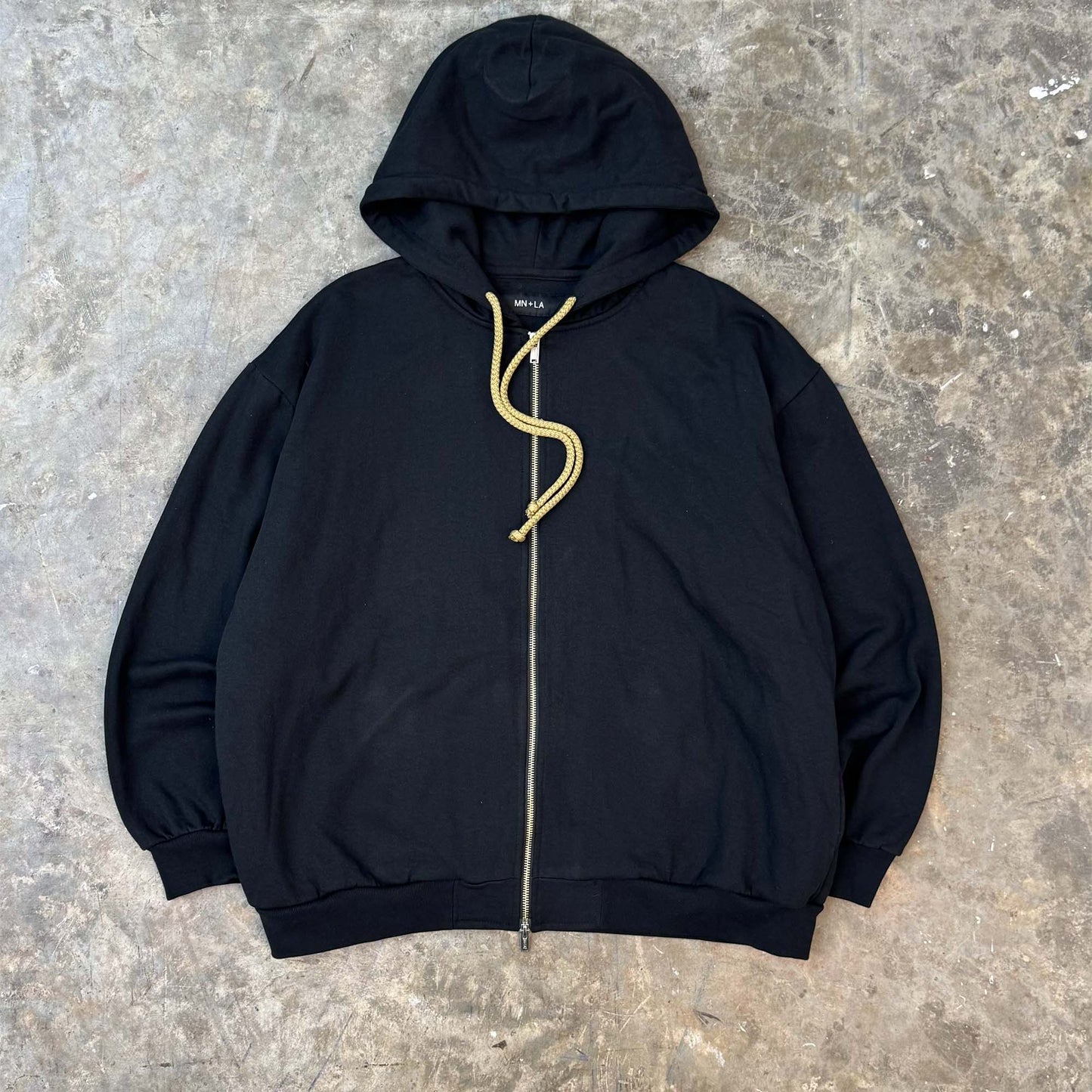 CLASSIC ZIP HOODIE IN ANTHRACITE