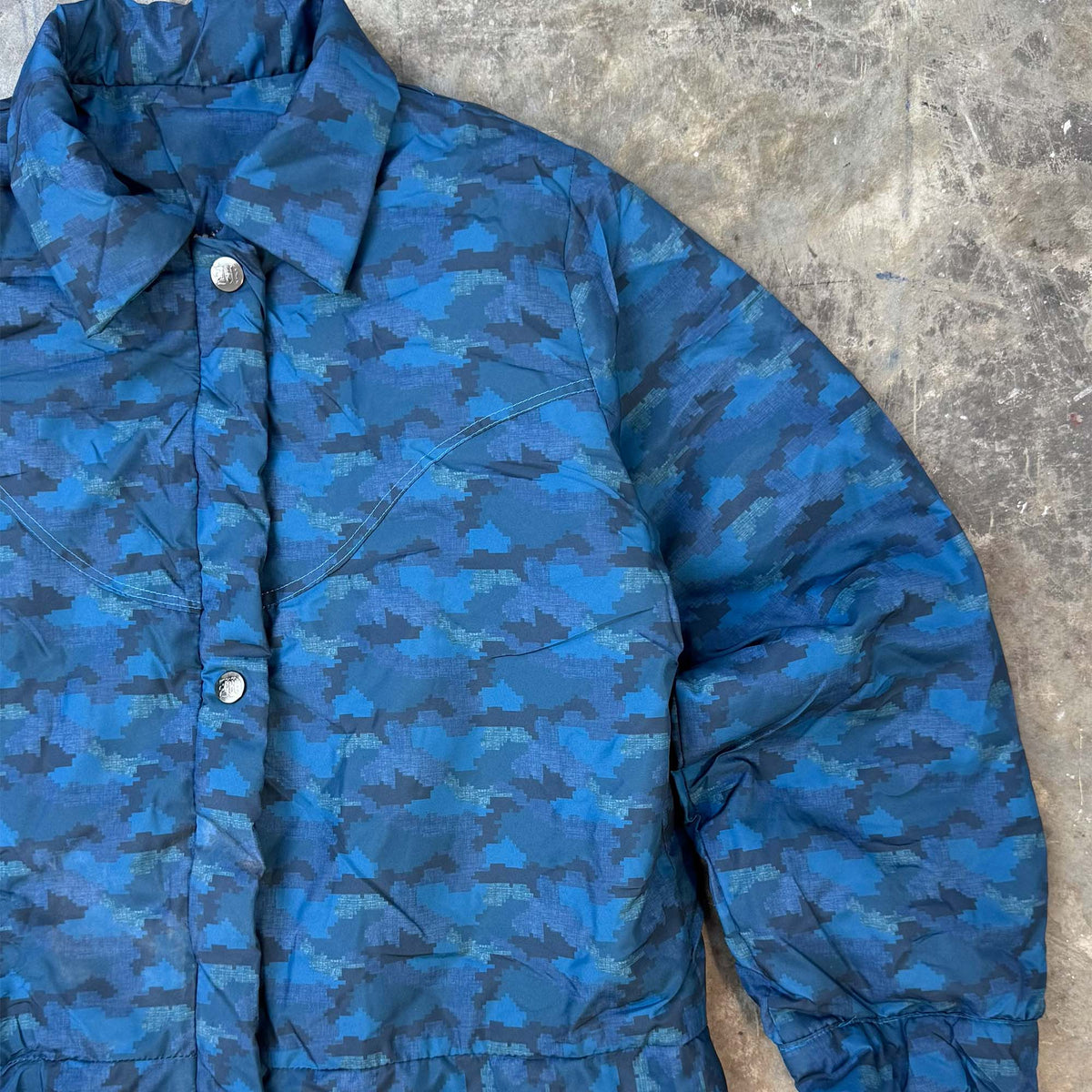 MN+LA™ JACKET SAMPLE 051