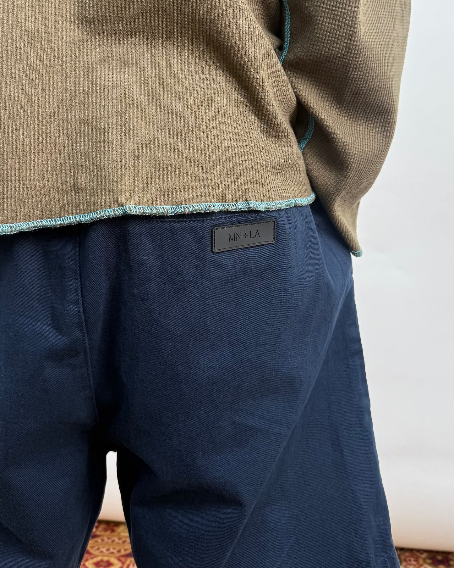ROAM SHORTS IN NAVY