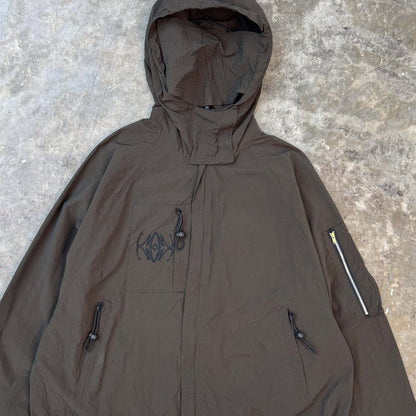 "COLLIDE" SHINOBI WINDSHELL V3 IN CHARCOAL GREY