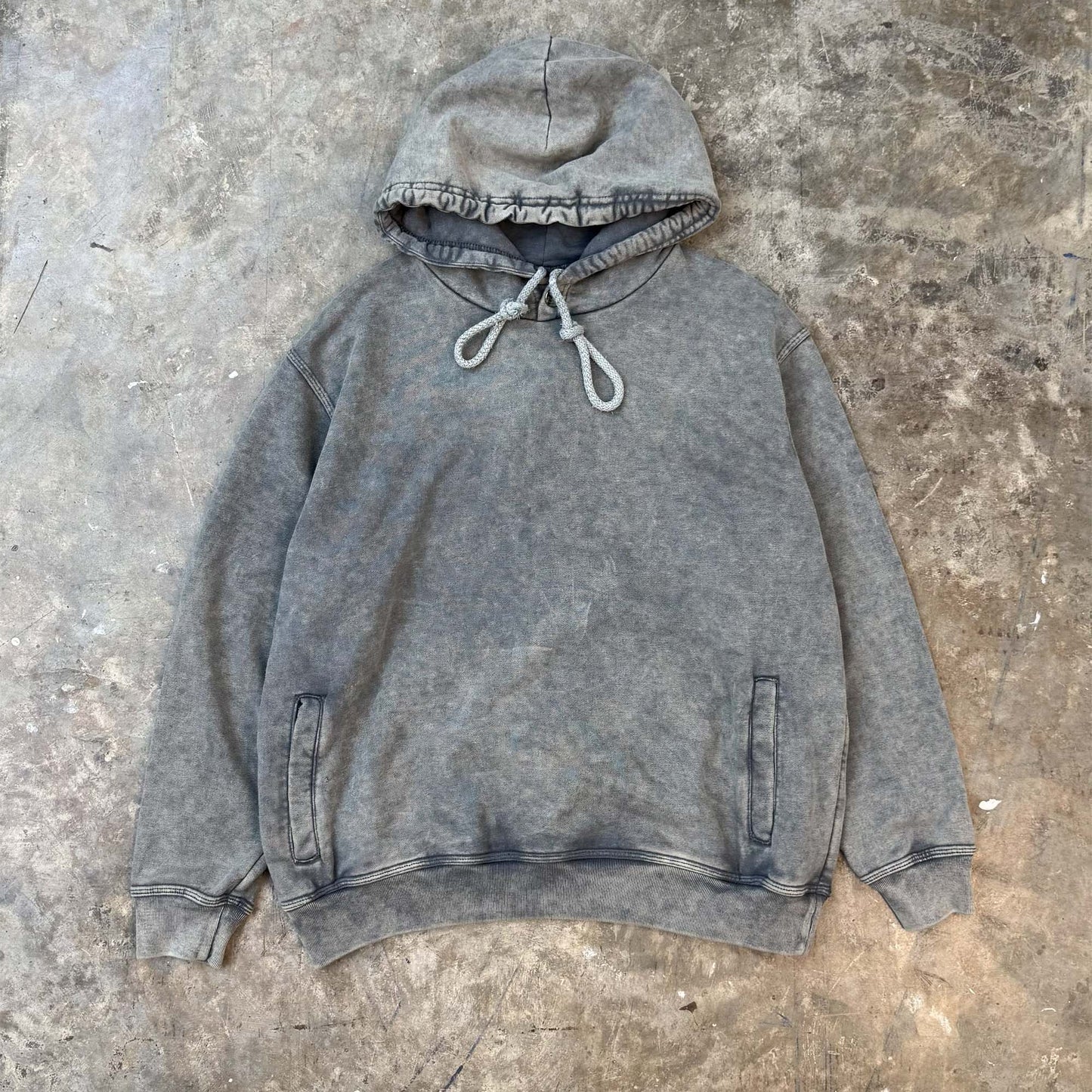 CLASSIC SNAP HOODIE IN DEEP SPACE