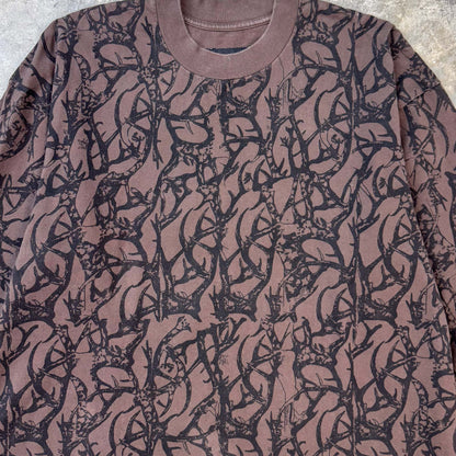 "VINES AND THORNS" RAW STITCH LONGSLEEVE TEE IN WOOD