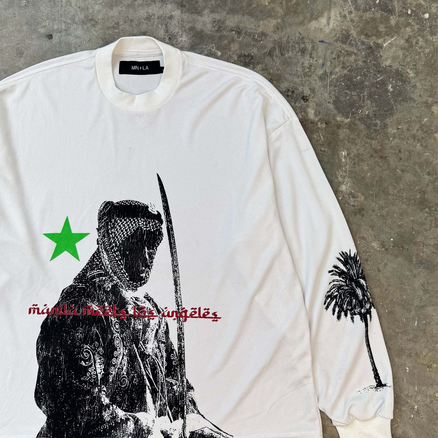 "DESERT PHANTOM" LONGSLEEVE TEE V2 IN WHITE