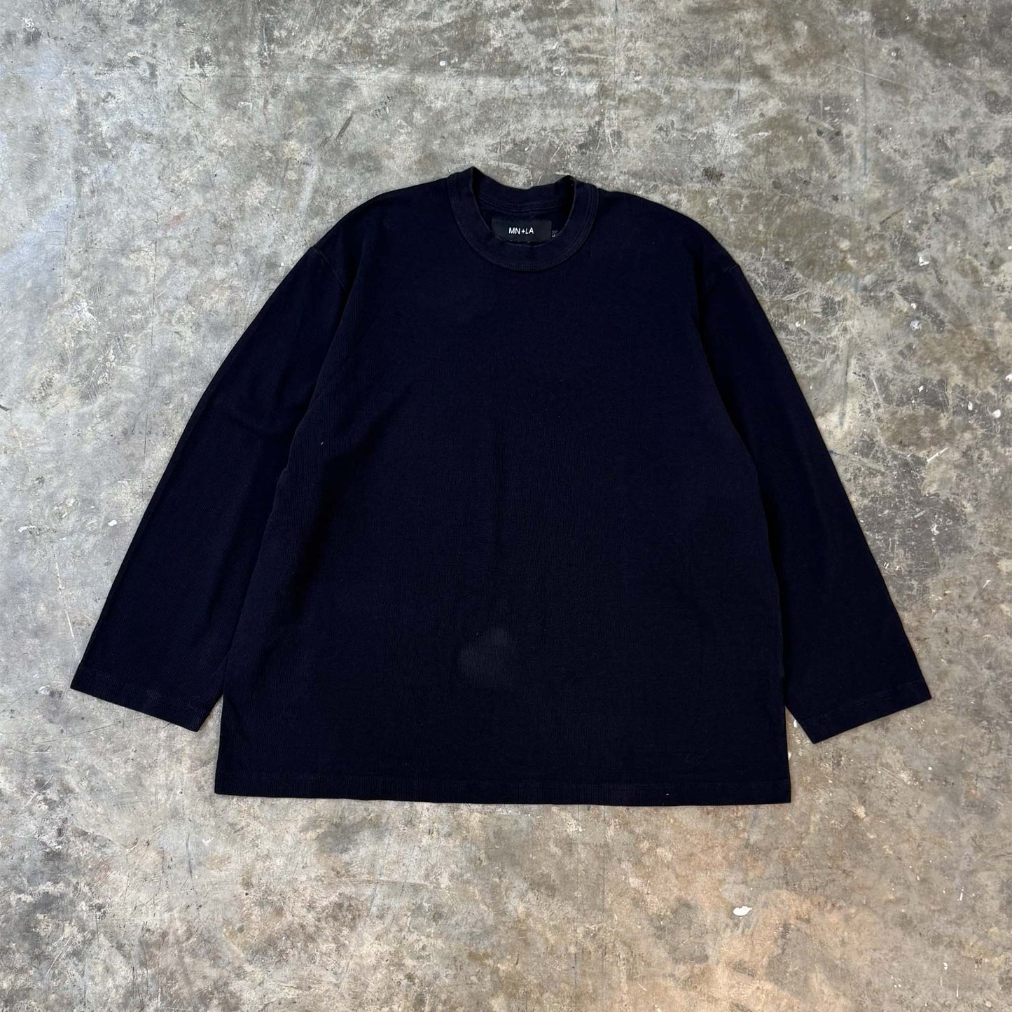 WAFFLE WEAVE LONGSLEEVE TEE V3 IN ANTHRACITE