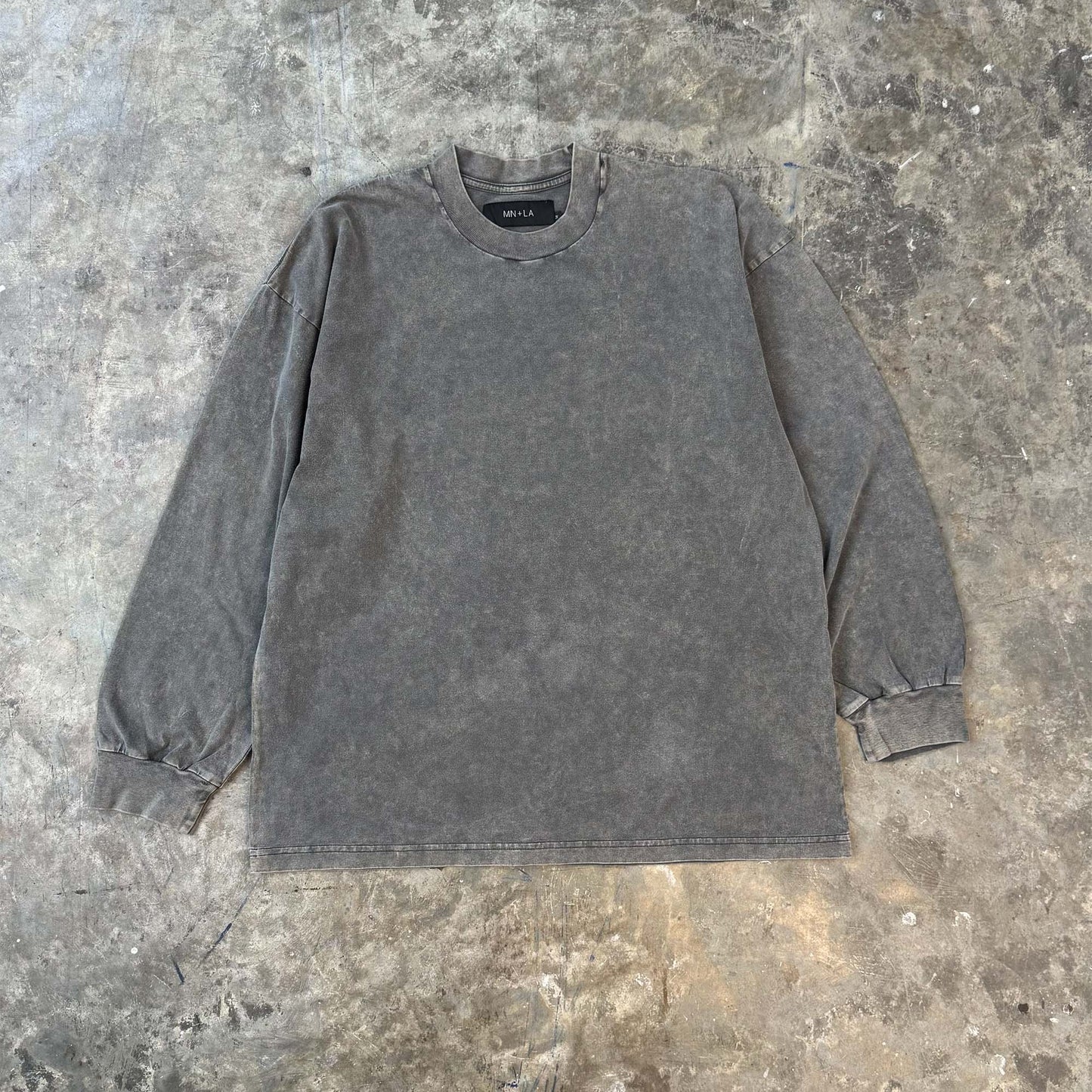 VINTAGE LONGSLEEVE TEE IN DARK ASH