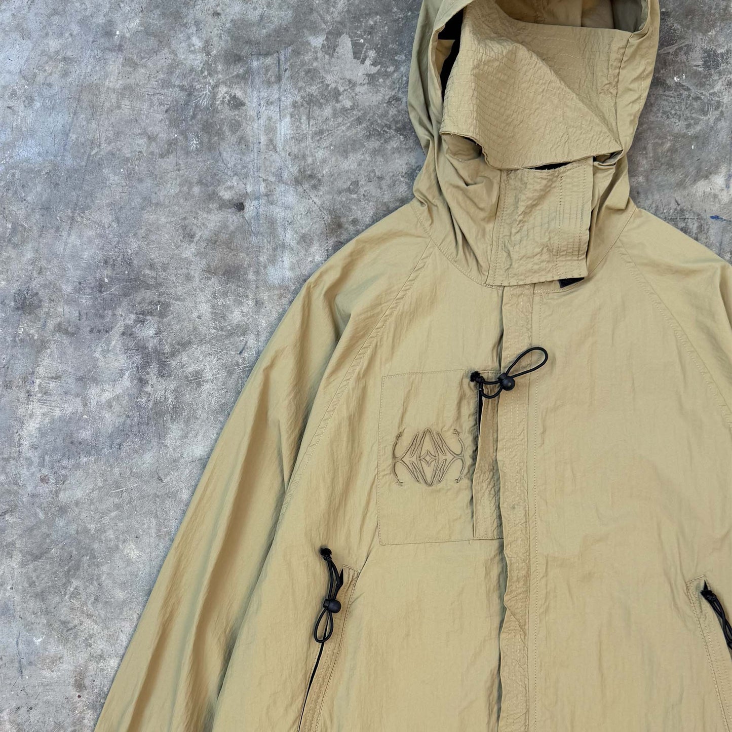 "COLLIDE" SHINOBI WINDSHELL V3 IN DUNE