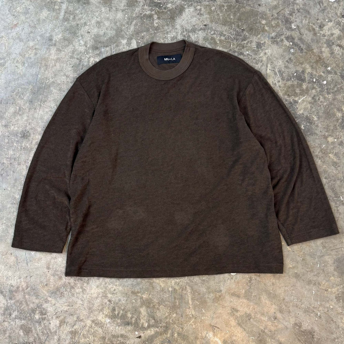 TOWEL TERRY LONGSLEEVE TEE IN CHARCOAL GREY