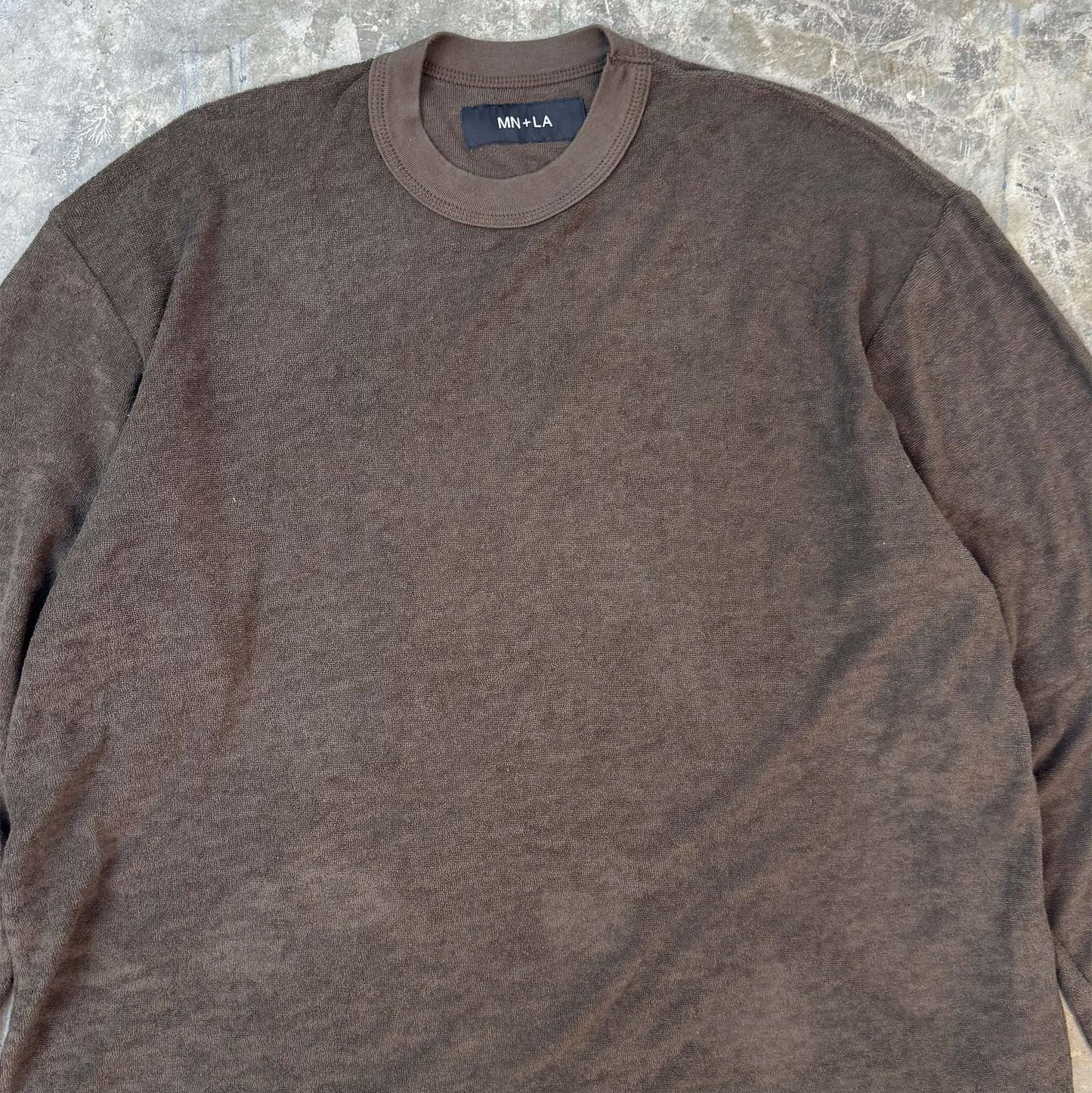 TOWEL TERRY LONGSLEEVE TEE IN CHARCOAL GREY