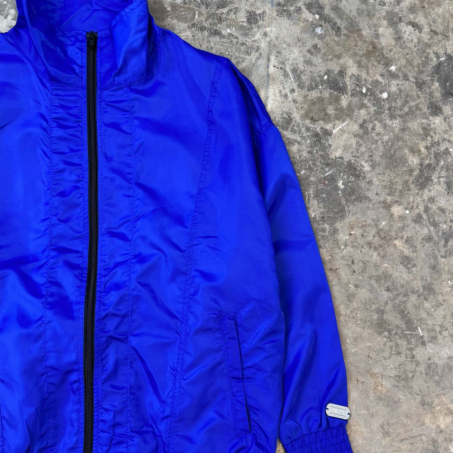 "WAGWAN" WINDBREAKER V2 IN AZURITE