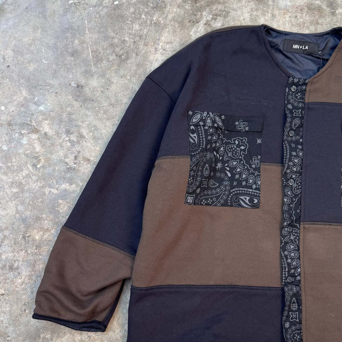 NEEDLEWORK CARDIGAN IN MIDNIGHT PAISLEY