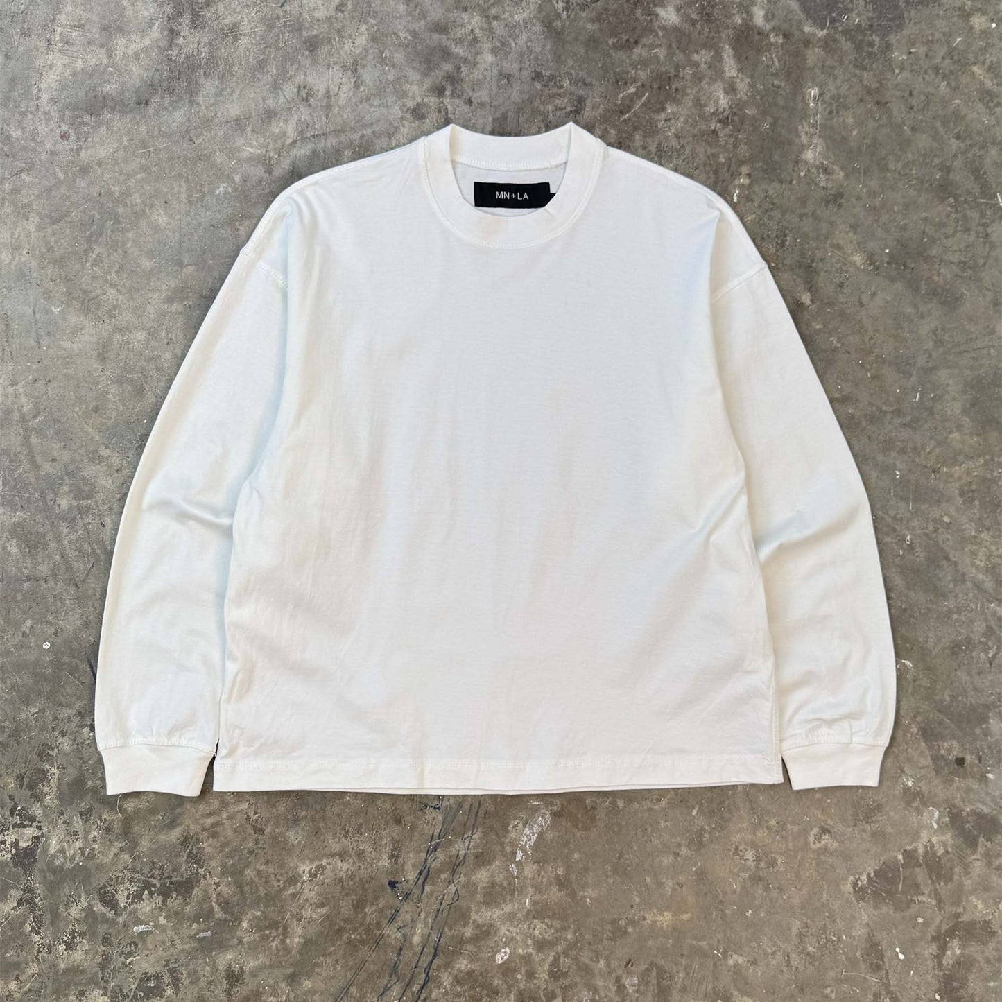 LONGSLEEVE TEE IN WHITE