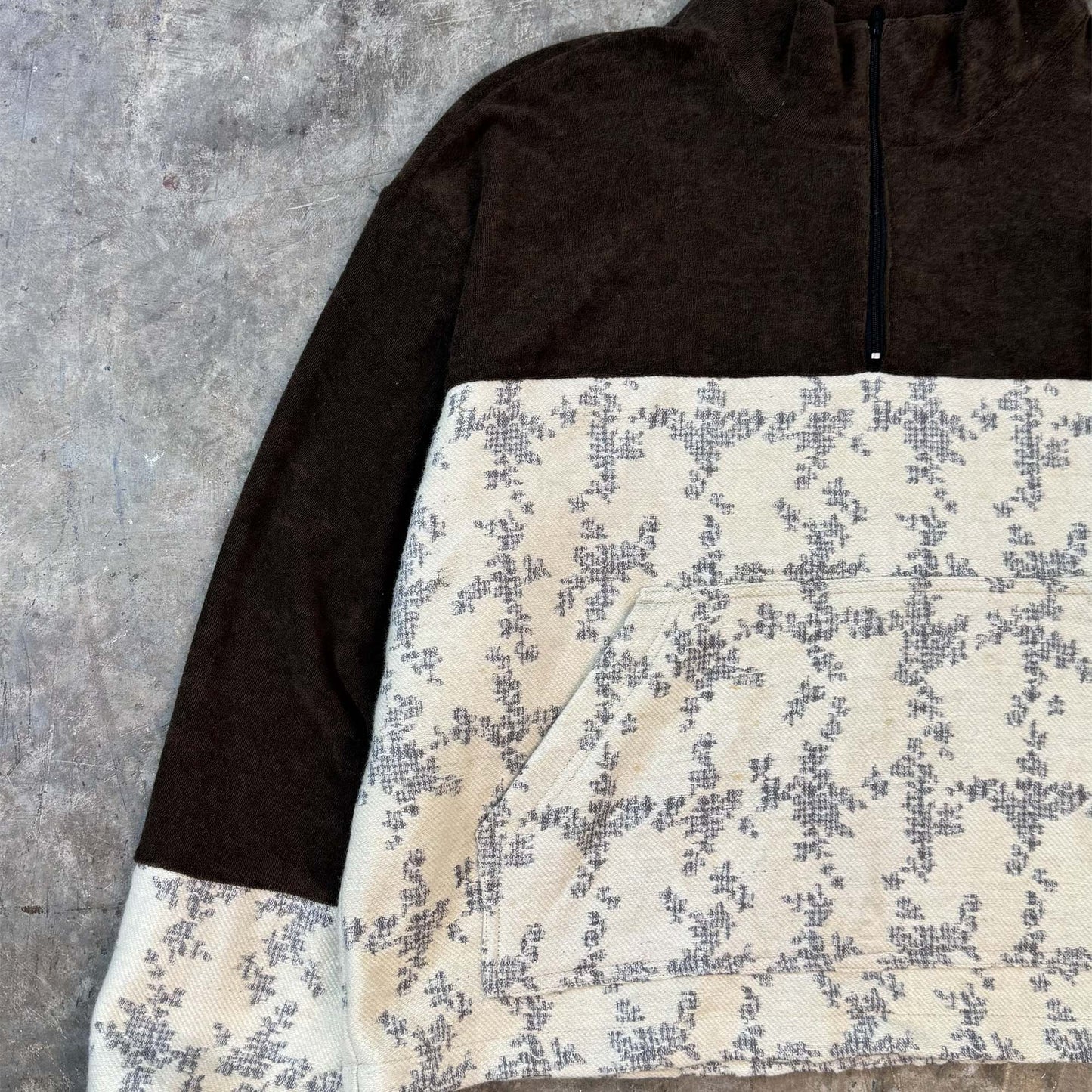 MN+LA™ SWEATSHIRT SAMPLE 004